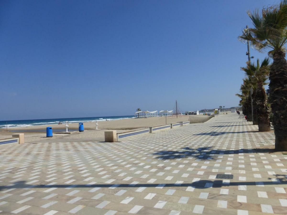 Family And Friends - San Juan Playa Appartement Alicante Buitenkant foto
